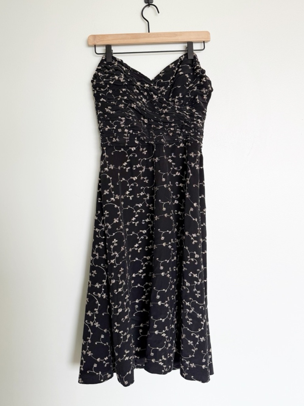 Betsey Johnson New York Vintage Silk Sweetheart Neckline Strapless Party Dress